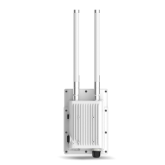 UG67 Outdoor LoRaWAN Gateway